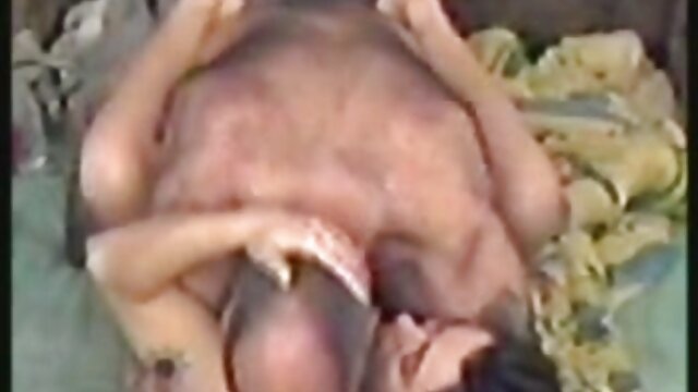 Érett kisbaba farkát kapott, és nem kapott levegőt ingyen porno videók